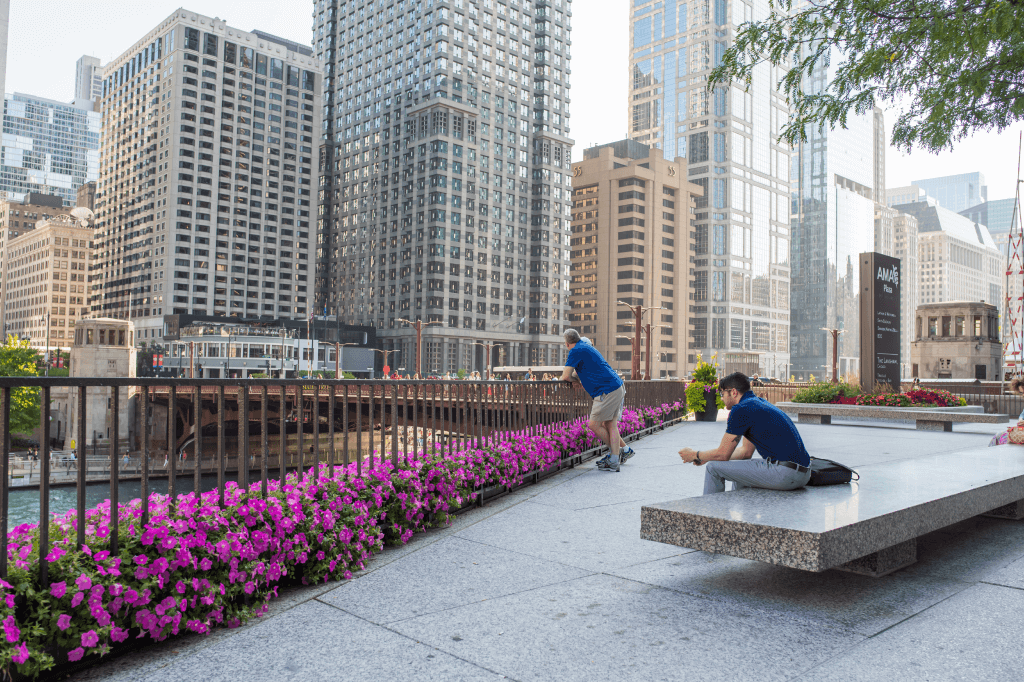 Downtown Chicago River Walk